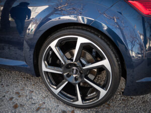 Jantes – AUDI – TT RS – 2018 – Mugello Blue pearl – 400 ch – 5 Cylindres en Ligne – 18 175 km – Transmission : Sequentielle – Origine Monaco – Privaty Cars – Dépôt-vente sécurisé de véhicules de prestige près de Poitiers