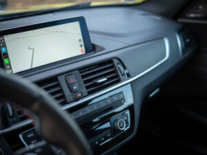 Tableau de bord – BMW – M2 Compétition – 2019 – Noir Saphirschwarz – 410 ch – 6 Cylindres en Ligne – 16 847 km – Transmission : Sequentielle – Origine France – Privaty Cars – Négoce de véhicules GT et sportives d’exception à 2 heures de Paris en TGV