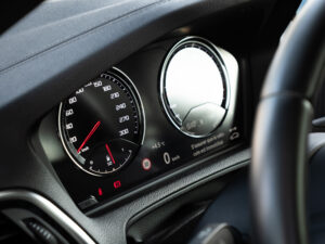 Tableau de bord – BMW – M2 Compétition – 2019 – Noir Saphirschwarz – 410 ch – 6 Cylindres en Ligne – 16 847 km – Transmission : Sequentielle – Origine France – Privaty Cars – Courtage automobile BMW entre Bordeaux et Nantes