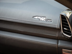 Tableau de bord – FERRARI – 458 Italia – 2011 – Giallo Triplo Strato – 570 ch – V8 Atmosphérique – 49 500 km – Transmission : Sequentielle – Origine Espagne – Privaty Cars – Dépôt-vente de véhicules FERRARI à La Rochelle