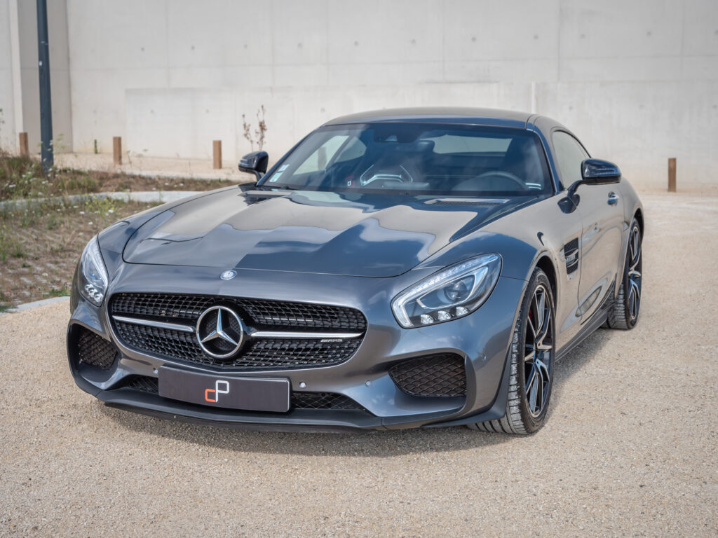 Vue avant avec calandre sportive – AMG – AMG GTS – 2015 – Gris Sélénite – 510 ch – V8 Bi-Turbo – 69 000 km – Transmission : Sequentielle – Origine Allemagne – Privaty Cars – Courtage automobile pour véhicules exclusifs en Nouvelle-Aquitaine