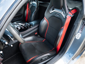 Sièges baquets en cuir – AMG – AMG GTS – 2015 – Gris Sélénite – 510 ch – V8 Bi-Turbo – 69 000 km – Transmission : Sequentielle – Origine Allemagne – Privaty Cars – Gestion de vente de voitures de collection et youngtimers en Charente-Maritime