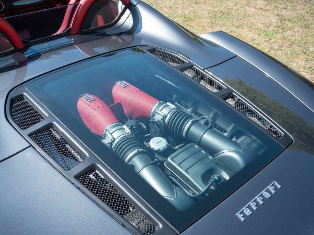 Moteur – FERRARI – F430 Spider – 2006 – Grigio Silverstone – 490 ch – V8 Atmosphérique – 55 800 km – Transmission : Sequentielle – Origine Pays-Bas – Privaty Cars – Reprise de voitures de sport et collection en Nouvelle-Aquitaine