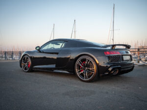 À vendre – AUDI – R8 Performance – 2020 – Noir Mythic – 32 900 km – 620 ch – V10 – Transmission : Sequentielle – Vue principale – Origine Italie – Privaty Cars – Dépôt-vente de véhicules AUDI dans l’Ouest de la France