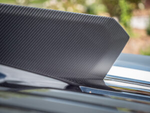 Détails carbone – LAMBORGHINI – HURACAN STO – 2021 – Bianco Asopo – 640 ch – V10 Atmo – 13 900 km – Transmission : Sequentielle – Origine Italie – Privaty Cars – Mandat de vente pour automobiles de luxe à La Rochelle