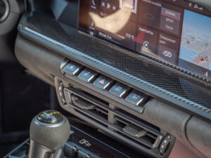 Tableau de bord – PORSCHE – 911 992 GT3 – 2021 – Noir Intense métallisé – 510 ch – Flat 6 Atmo – 15 900 km – Transmission : Sequentielle – Origine France – Privaty Cars – Estimation et rachat de véhicules haut de gamme proche de Bordeaux