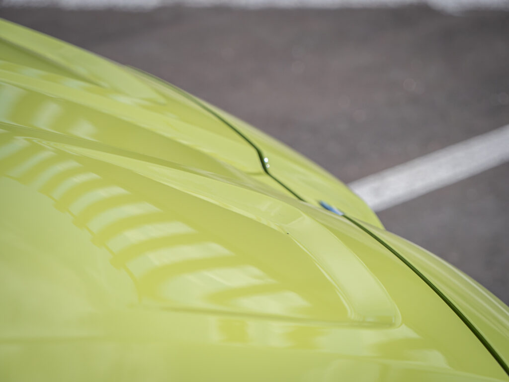 Capot avec nervures aérodynamiques – BMW – BMW M3 TOURING – 2022 – Sao Paulo – 510 ch – 6 cyl Bi-Turbo – 9 500 km – Transmission : Sequentielle – Origine Allemagne – Privaty Cars – Spécialiste des voitures de luxe d’occasion à 2 heures de Paris en TGV