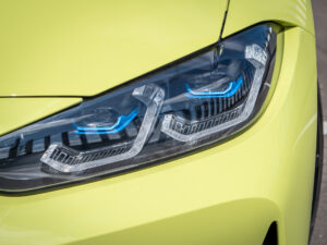 Phares avant avec éclairage LED – BMW – BMW M3 TOURING – 2022 – Sao Paulo – 510 ch – 6 cyl Bi-Turbo – 9 500 km – Transmission : Sequentielle – Origine Allemagne – Privaty Cars – Recherche personnalisée de voitures de sport d’occasion proche de Nantes