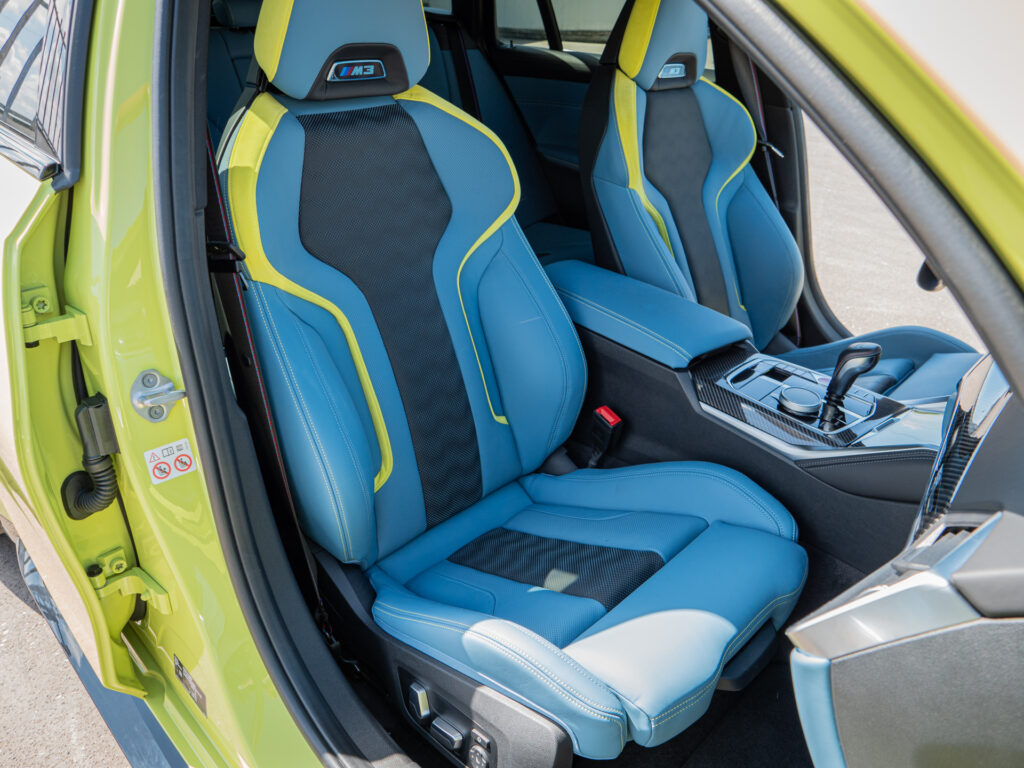 Sièges baquets en cuir – BMW – BMW M3 TOURING – 2022 – Sao Paulo – 510 ch – 6 cyl Bi-Turbo – 9 500 km – Transmission : Sequentielle – Origine Allemagne – Privaty Cars – Courtage automobile BMW entre Bordeaux et Nantes