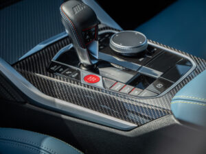 Console centrale avec commandes tactiles – BMW – BMW M3 TOURING – 2022 – Sao Paulo – 510 ch – 6 cyl Bi-Turbo – 9 500 km – Transmission : Sequentielle – Origine Allemagne – Privaty Cars – Vente de voitures de prestige d’occasion dans l’Ouest de la France