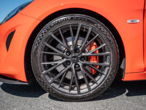 Jantes en alliage noir mat – ALPINE – ALPINE A110S – 2023 – Atelier Orange Sanguine – 300 ch – 4 cylindres Turbo – 6 490 km – Transmission : Sequentielle – Origine France – Privaty Cars – Chasseur de voitures de sport sur mesure près de Niort