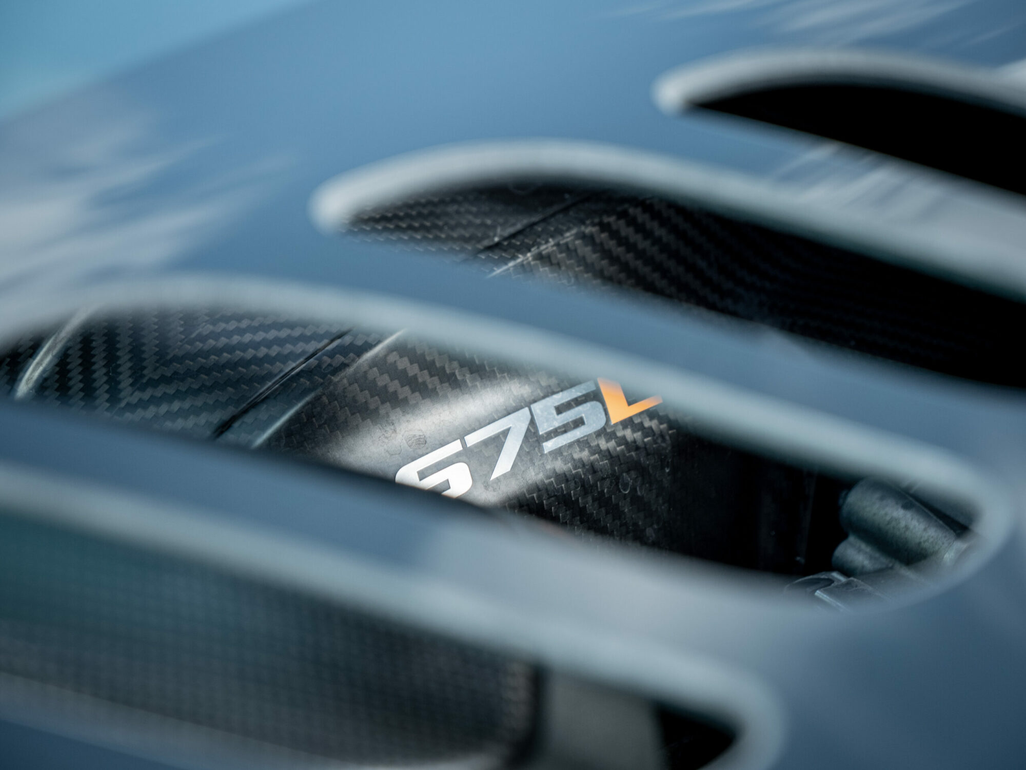 Moteur – MCLAREN – 675LT Spider – 2017 – Chicane Grey – 675 ch – V8 Bi-Turbo – 11 900 km – Transmission : Sequentielle – Origine Angleterre – Privaty Cars – Achat et vente de supercars d’occasion dans l’Ouest de la France