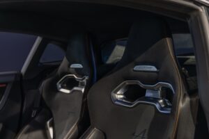 Sièges baquets en cuir – ALPINE – A110S – 2019 – Gris Tonnerre Mat – 52 900 km – 293 ch – 4 cylindres turbo – Transmission : Sequentielle – Origine France – Privaty Cars – Mandat de vente pour automobiles de luxe proche de Nantes