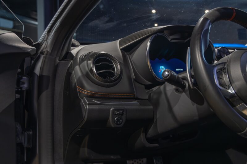Tableau de bord – ALPINE – A110S – 2019 – Gris Tonnerre Mat – 52 900 km – 293 ch – 4 cylindres turbo – Transmission : Sequentielle – Origine France – Privaty Cars – Rachat cash de voitures de sport d’occasion proche de Bordeaux