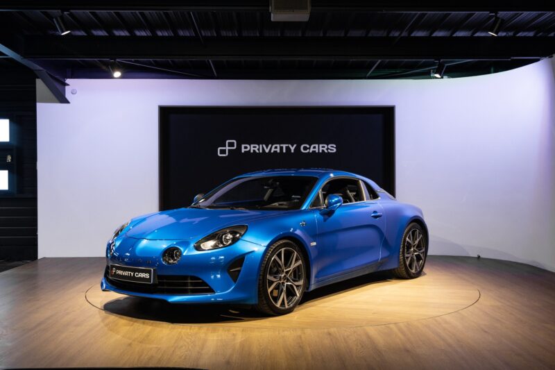 À vendre – ALPINE – A110S PURE – 2019 – Bleu Alpine – 47 900 km – 252 ch – 4 cylindres turbo – Transmission : Sequentielle – Photo principale – Origine France – Privaty Cars – Intermédiaire de confiance vente voiture sport à La Rochelle