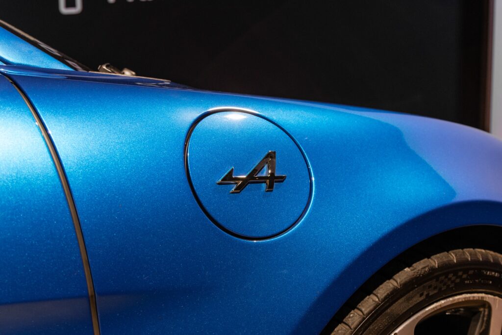 À vendre – ALPINE – A110S PURE – 2019 – Bleu Alpine – 47 900 km – 252 ch – 4 cylindres turbo – Transmission : Sequentielle – Vue principale – Origine France – Privaty Cars – Achat et vente de voitures de luxe d’occasion à 2 heures de Paris en TGV