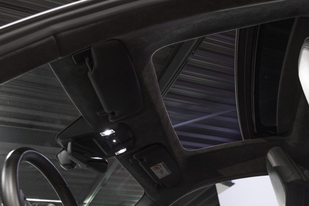 Toit ouvrant panoramique – PORSCHE – 911 992 CARRERA 4S – 2019 – Blanc Nacré – 18 900 km – 450 ch – Flat 6 Atmo – Transmission : Sequentielle – Origine France – Privaty Cars – Mandat de vente pour automobiles de luxe proche de Bordeaux