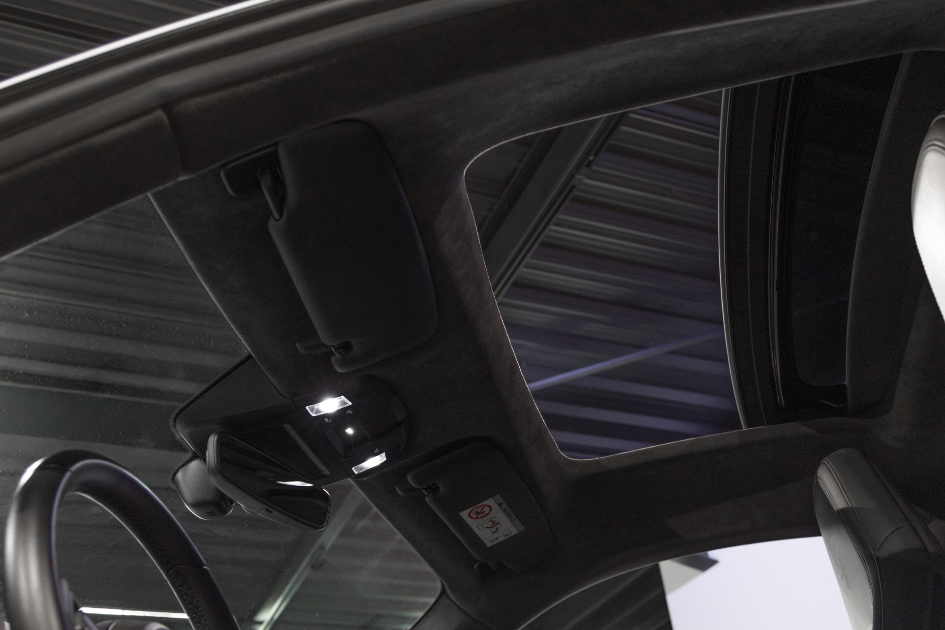 Toit ouvrant panoramique – PORSCHE – 911 992 CARRERA 4S – 2019 – Blanc Nacré – 18 900 km – 450 ch – Flat 6 Atmo – Transmission : Sequentielle – Origine France – Privaty Cars – Mandat de vente pour automobiles de luxe proche de Bordeaux