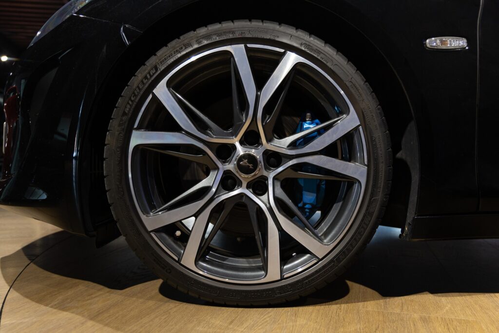 Jantes – ALPINE – A110 Légende – 2019 – Noir Profond – 22 900 km – 252 ch – 4 cyclindres turbo – Transmission : Sequentielle – Origine France – Privaty Cars – Reprise de voitures de sport et collection en Nouvelle-Aquitaine