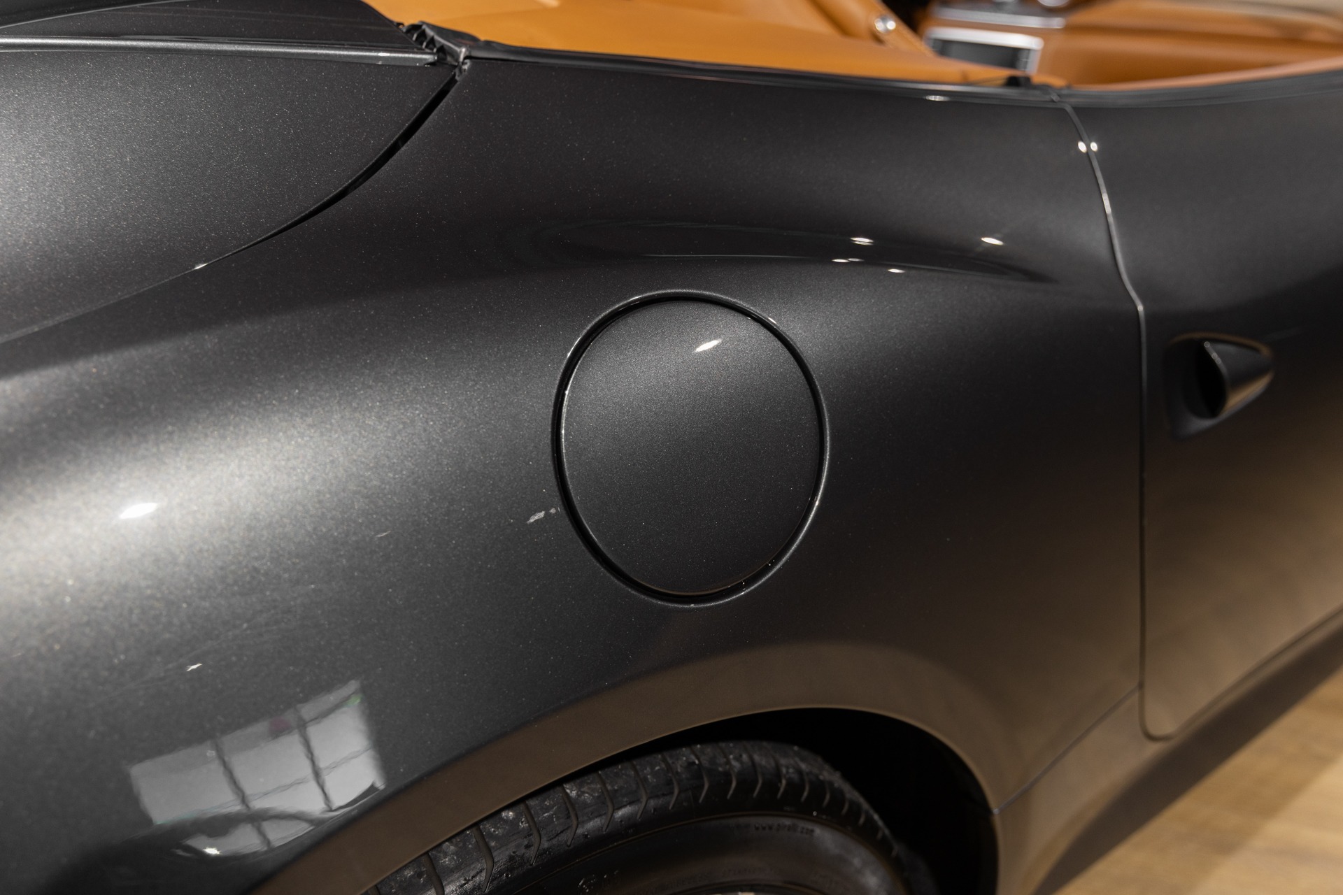 Carrosserie – FERRARI – California T – 2015 – Grigio Silverstone – 11 900 km – 560 ch – V8 bi-turbo – Transmission : Sequentielle – Origine France – Privaty Cars – Recherche de supercars hors marché dans l’Ouest de la France