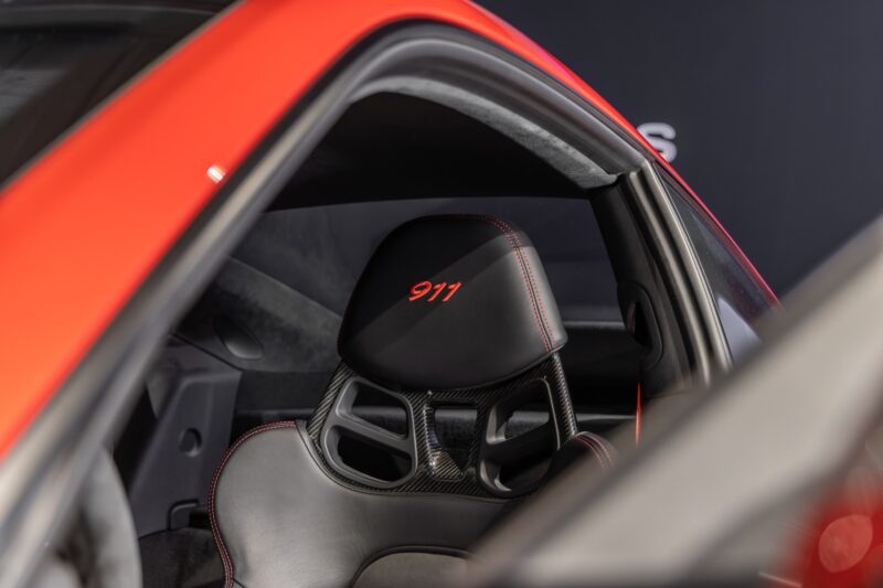 Sièges baquets en cuir – PORSCHE – 911 991 CARRERA T – 2018 – Rouge Indien – 21 900 km – 370 ch – Flat 6 Atmo – Transmission : Manuelle – Origine France – Privaty Cars – Rachat immédiat de véhicules de prestige proche de Bordeaux