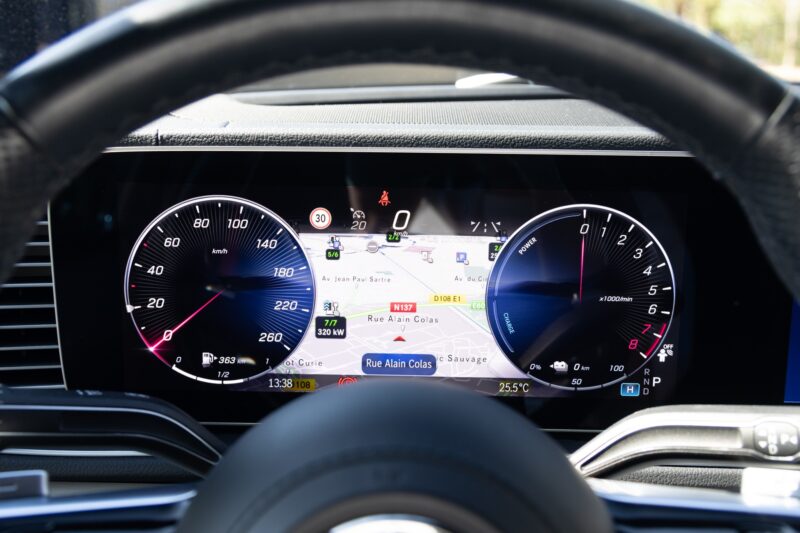 Tableau de bord numérique avec affichage – AMG – GLE AMG – 2019 – Noir Profond – 22 900 km – 252 ch – 4 cyclindres turbo – Transmission : Automatique – Origine France – Privaty Cars – Expert des voitures de prestige d’occasion proche de Bordeaux