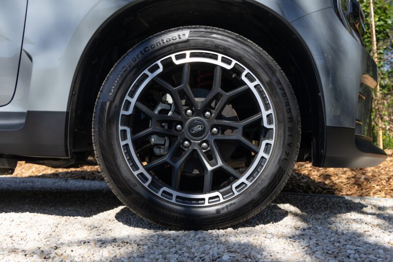Jantes – FORD – Ranger MS-RT – 2019 – Noir Profond – 22 900 km – 252 ch – 4 cyclindres turbo – Transmission : Automatique – Origine France – Privaty Cars – Expert des sportives d’occasion haut de gamme à 2 heures de Paris en TGV