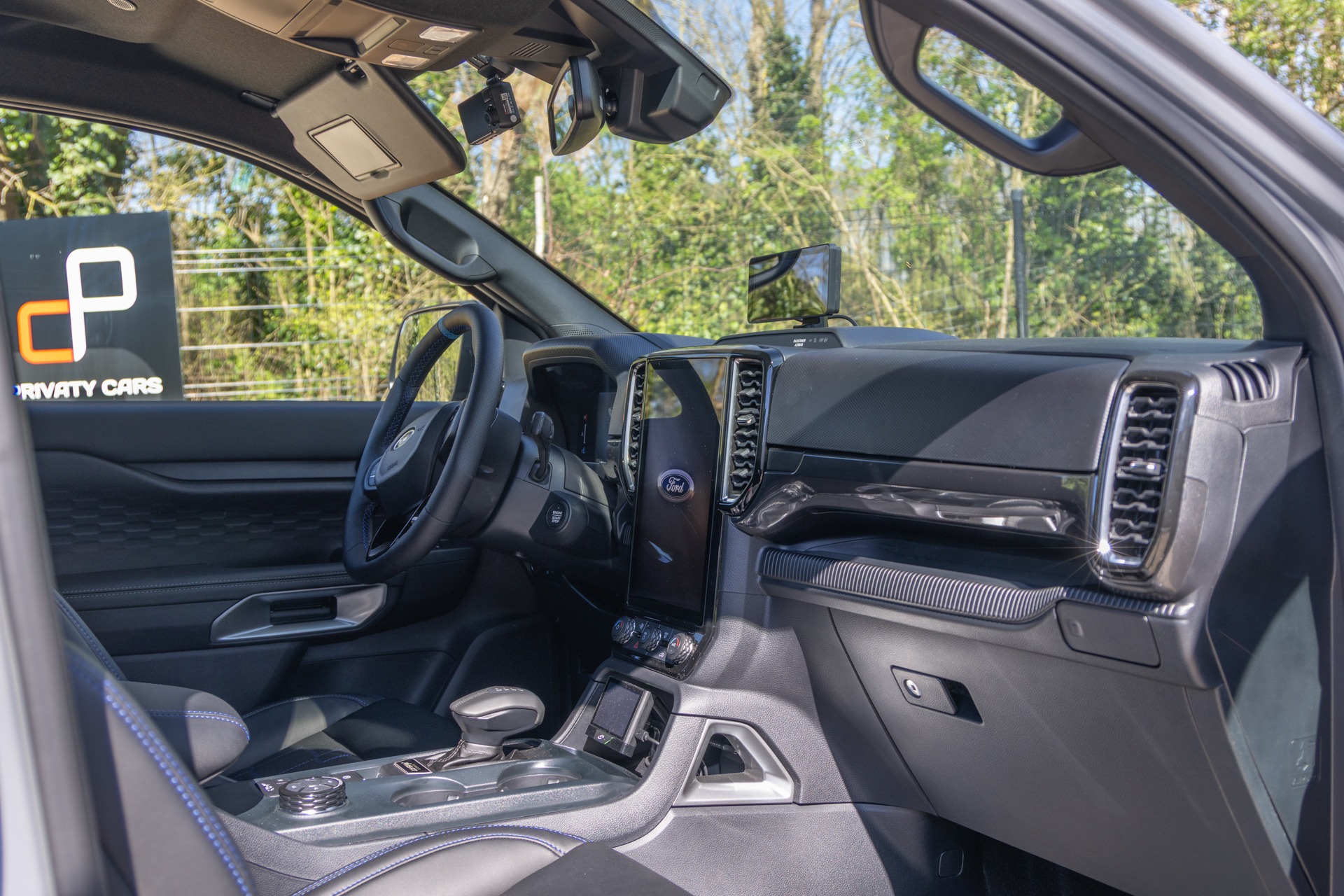 Tableau de bord – FORD – Ranger MS-RT – 2019 – Noir Profond – 22 900 km – 252 ch – 4 cyclindres turbo – Transmission : Automatique – Origine France – Privaty Cars – Intermédiaire de confiance vente voiture sport à 2 heures de Paris en TGV