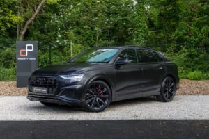 À vendre – LOTUS – ELETRE R – 2021 – Noir Stellar – 11 900 km – 918 ch – Electrique – Transmission : Automatique – Photo principale – Origine France – Privaty Cars – Rachat de Porsche et Ferrari d’occasion près de Poitiers