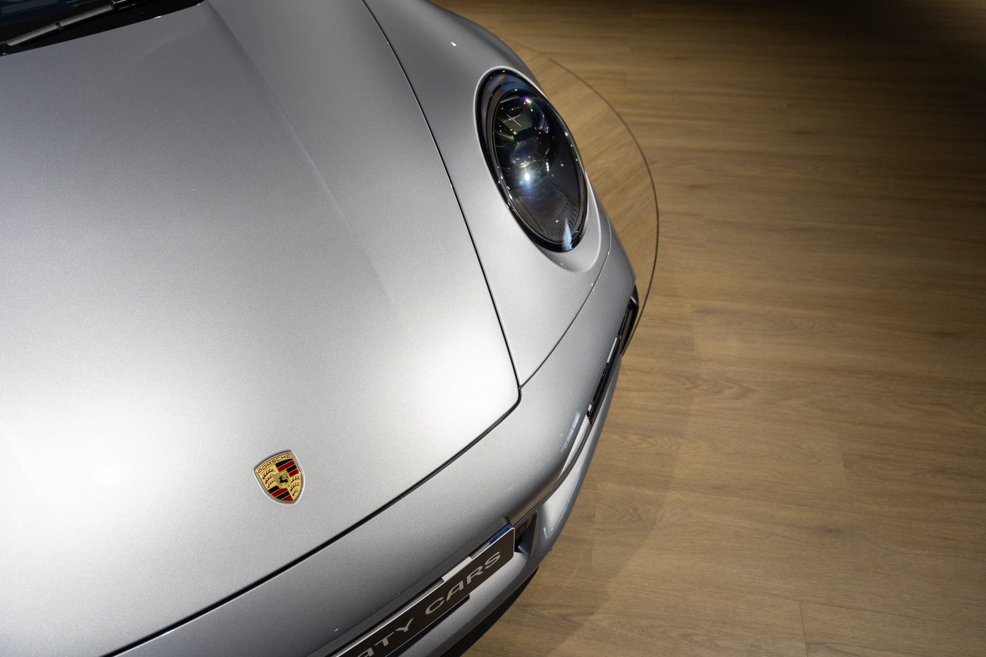 Carrosserie – PORSCHE – 992 Turbo S Cabriolet – 2020 – Gris Argent Gt – 31 900 km – 650 ch – Flat 6 bi-turbo – Transmission : Séquentielle – Origine Allemagne  – Privaty Cars – Recherche personnalisée de modèles PORSCHE près de Niort