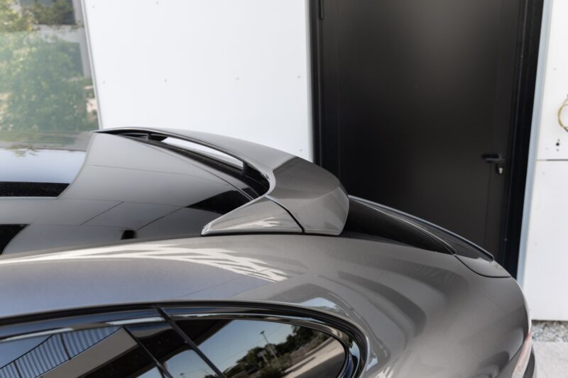 Carrosserie – PORSCHE – Cayenne – 2021 – Quarzitgrau – 51 900 km – 462 ch – V6 Turbo Hybrid – Transmission : Automatique – Origine France – Privaty Cars – Dépôt-vente de véhicules PORSCHE près de Poitiers