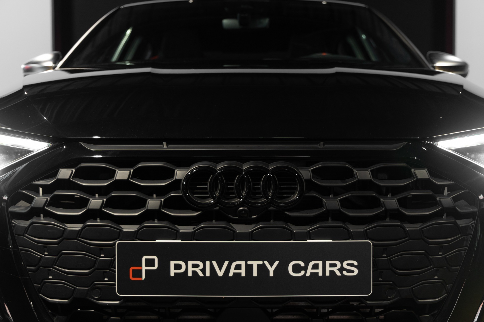 Carrosserie – AUDI – RS3 – 2023 – Noir Mythic – 10 900 km – 400 ch – 5 cyclindres turbo – Transmission : Sequentielle – Origine France – Privaty Cars – Recherche personnalisée de modèles AUDI entre Bordeaux et Nantes