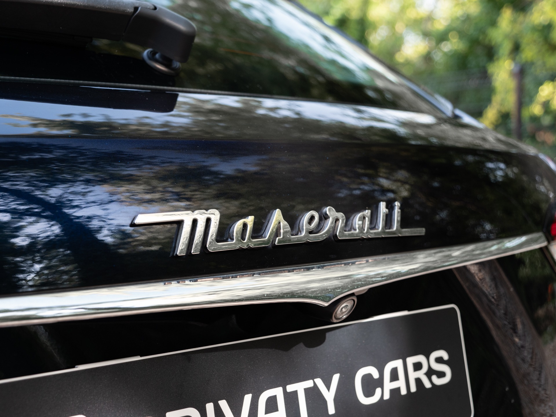 Carrosserie – MASERATI – Levante GranSport Q4 – 2020 – Blue Nobile ( tri-couche ) – 56 300 km – 350 ch – V6 bi-turbo – Transmission : Automatique – Origine France – Privaty Cars – Vente de voitures de prestige d’occasion à 2 heures de Paris en TGV