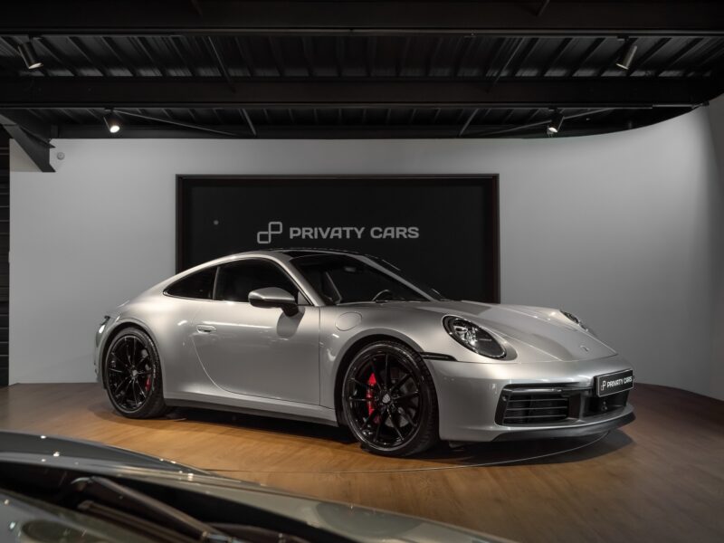 Vue latérale avec jantes noires – PORSCHE – 911 991.1 CARRERA 4S – 2019 – Gris Argent GT – 69 500 km – 450 ch – Flat 6 Atmo – Transmission : Automatique – Origine Allemagne – Privaty Cars – Recherche personnalisée de modèles PORSCHE proche de Bordeaux