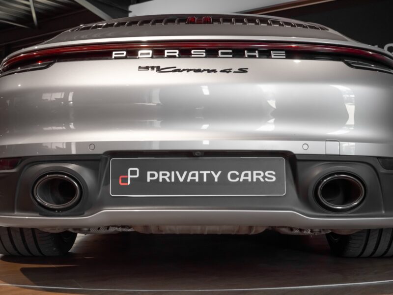 Double sortie d'échappement ronde – PORSCHE – 911 991.1 CARRERA 4S – 2019 – Gris Argent GT – 69 500 km – 450 ch – Flat 6 Atmo – Transmission : Automatique – Origine Allemagne – Privaty Cars – Chasseur de voitures de sport sur mesure près de Niort