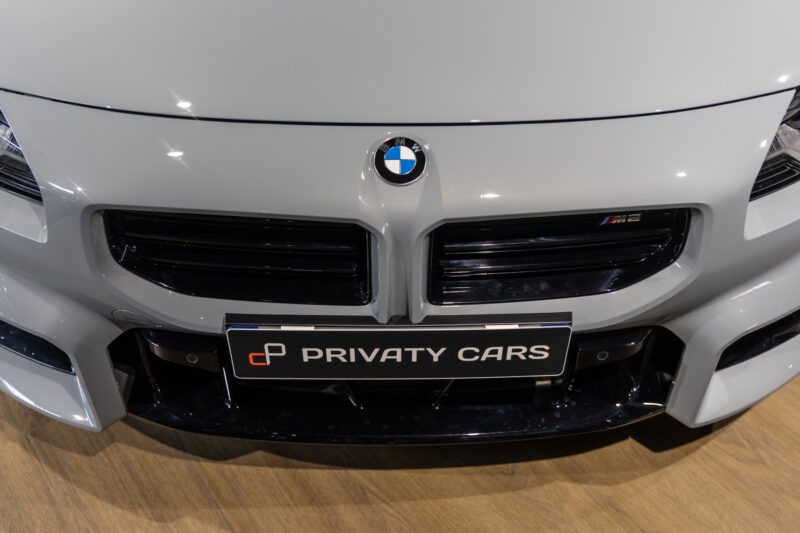 Carrosserie – BMW – M2 G87 – 2023 – Brooklyngrau métalissé – 13 900 km – 460 ch – 6 en ligne bi-turbo – Transmission : Automatique – Origine France – Privaty Cars – Vente de voitures de sport d’occasion près de Poitiers