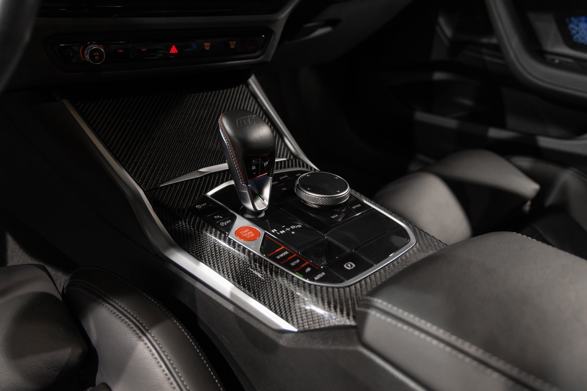 Tableau de bord – BMW – M2 G87 – 2023 – Brooklyngrau métalissé – 13 900 km – 460 ch – 6 en ligne bi-turbo – Transmission : Automatique – Origine France – Privaty Cars – Expert des modèles BMW à 2 heures de Paris en TGV