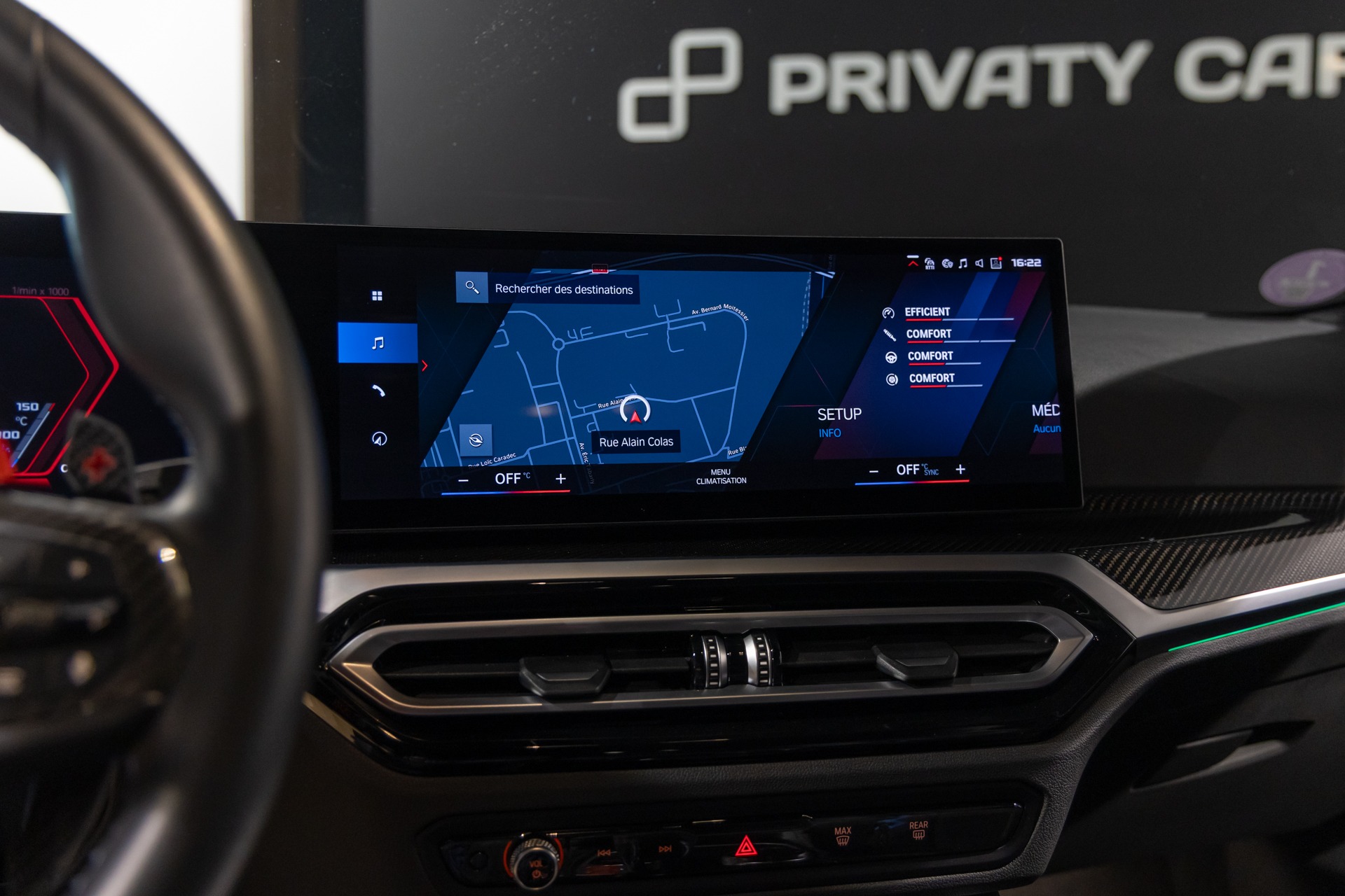 Tableau de bord – BMW – M2 G87 – 2023 – Brooklyngrau métalissé – 13 900 km – 460 ch – 6 en ligne bi-turbo – Transmission : Automatique – Origine France – Privaty Cars – Spécialiste BMW d’occasion en Nouvelle-Aquitaine