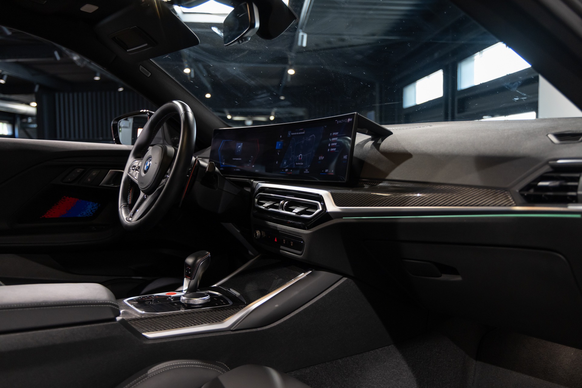 Tableau de bord – BMW – M2 G87 – 2023 – Brooklyngrau métalissé – 13 900 km – 460 ch – 6 en ligne bi-turbo – Transmission : Automatique – Origine France – Privaty Cars – Reprise cash de voitures de luxe sans obligation d’achat à 2 heures de Paris en TGV