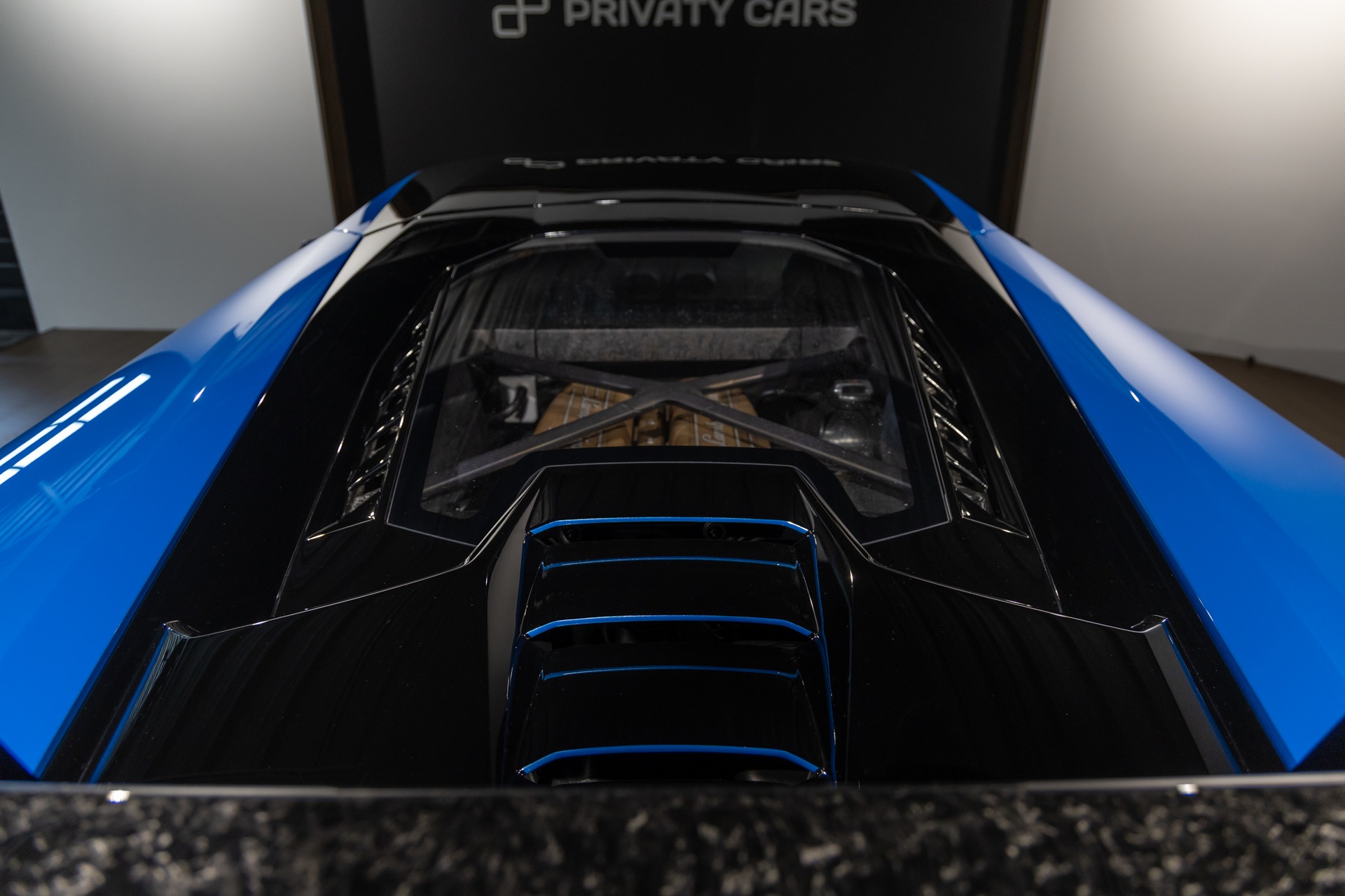 Carrosserie – LAMBORGHINI – Huracan Performante – 2018 – Ad Personam Blu Ely – 34 900 km – 640 ch – V10 atmo – Transmission : séquentielle – Origine France – Privaty Cars – Rachat immédiat de véhicules de prestige à La Rochelle