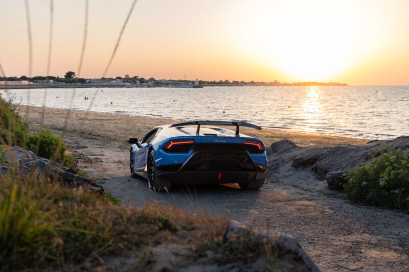 SHOOT LIVE – LAMBORGHINI – Huracan Performante – 2018 – Ad Personam Blu Ely – 34 900 km – 640 ch – V10 atmo – Transmission : séquentielle – Origine France – Privaty Cars – Rachat de Porsche et Ferrari d’occasion près de Poitiers