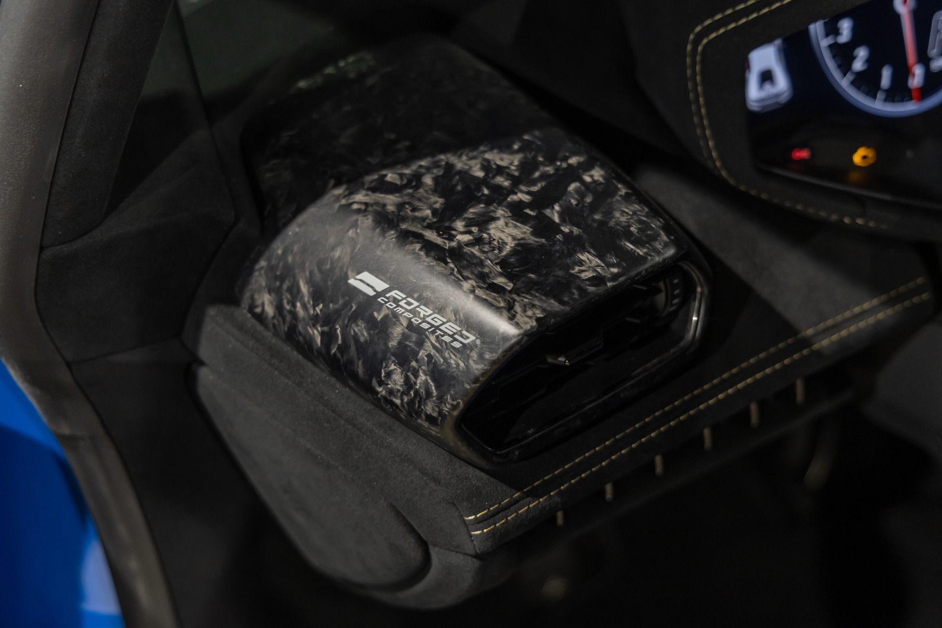 Tableau de bord – LAMBORGHINI – Huracan Performante – 2018 – Ad Personam Blu Ely – 34 900 km – 640 ch – V10 atmo – Transmission : séquentielle – Origine France – Privaty Cars – Rachat cash de voitures de sport d’occasion proche de Bordeaux
