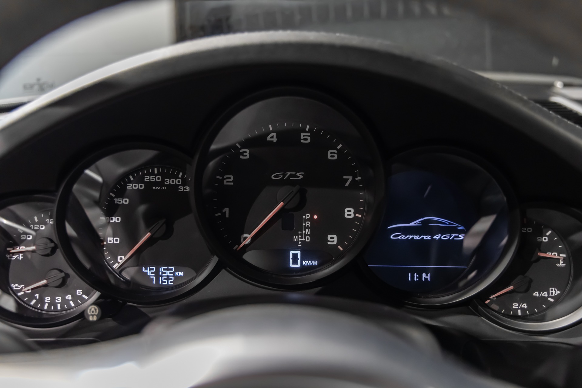 Tableau de bord – PORSCHE – 911 991.1 4 GTS – 2015 – Blanc Carrara Métallisé – 42 900 km – 430 ch – Flat 6 Atmo – Transmission : séquentielle – Origine Italie – Privaty Cars – Importation de véhicules de prestige et sportifs près de Niort