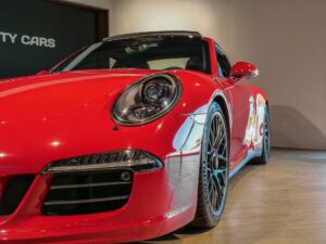 À vendre – PORSCHE – 911 991 GTS – 2015 – Rouge Carmin – 18 900 km – 430 ch – Flat 6 Atmo – Transmission : Sequentielle – Vue principale – Origine Suède – Privaty Cars – Achat et vente de véhicules PORSCHE d’occasion entre Bordeaux et Nantes