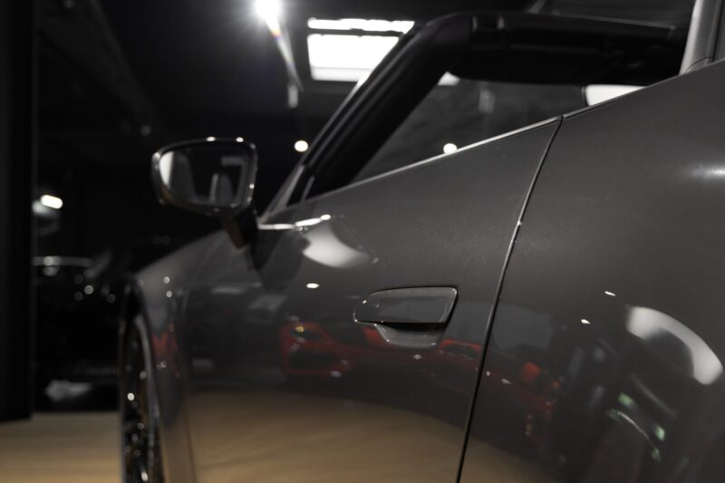 Carrosserie – PORSCHE – 911 992.1 CARRERA S CAB – 2020 – Gris Quartz – 21 900 km – 450 ch – Flat 6 bi-turbo – Transmission : Automatique – Origine Belgique – Privaty Cars – Conciergerie automobile pour véhicules de sport proche de Bordeaux
