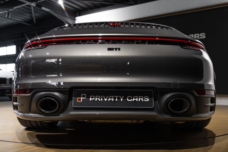 Moteur – PORSCHE – 911 992.1 CARRERA S CAB – 2020 – Gris Quartz – 21 900 km – 450 ch – Flat 6 bi-turbo – Transmission : Automatique – Origine Belgique – Privaty Cars – Expert des voitures de prestige d’occasion à 2 heures de Paris en TGV