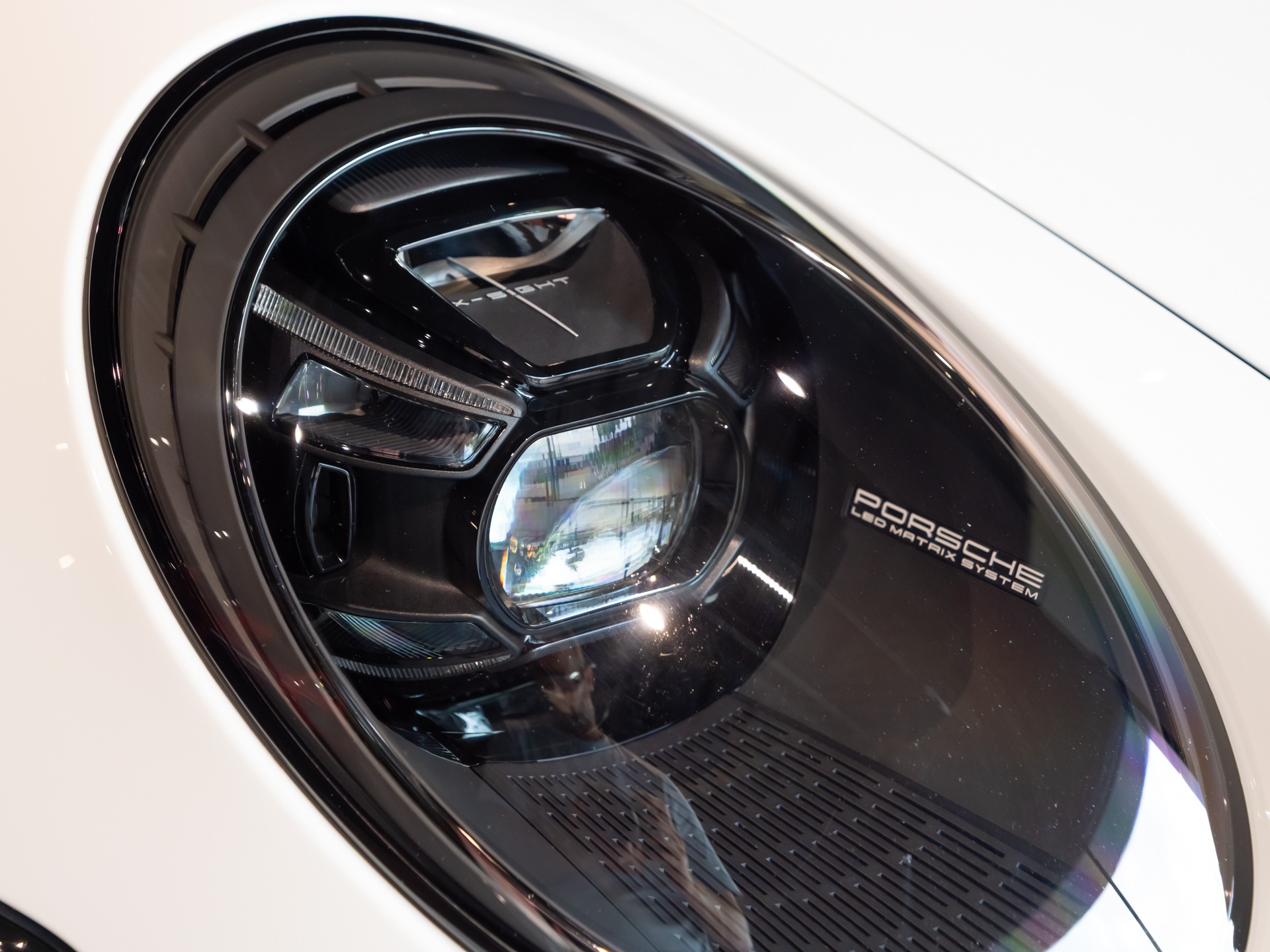 Carrosserie – PORSCHE – 911 992.1 S Cabriolet – 2020 – Blanc – 16 900 km – 450 ch – Flat 6 bi-turbo – Transmission : séquentielle – Origine Allemagne – Privaty Cars – Commerce de voitures de sport luxe et premium entre Bordeaux et Nantes