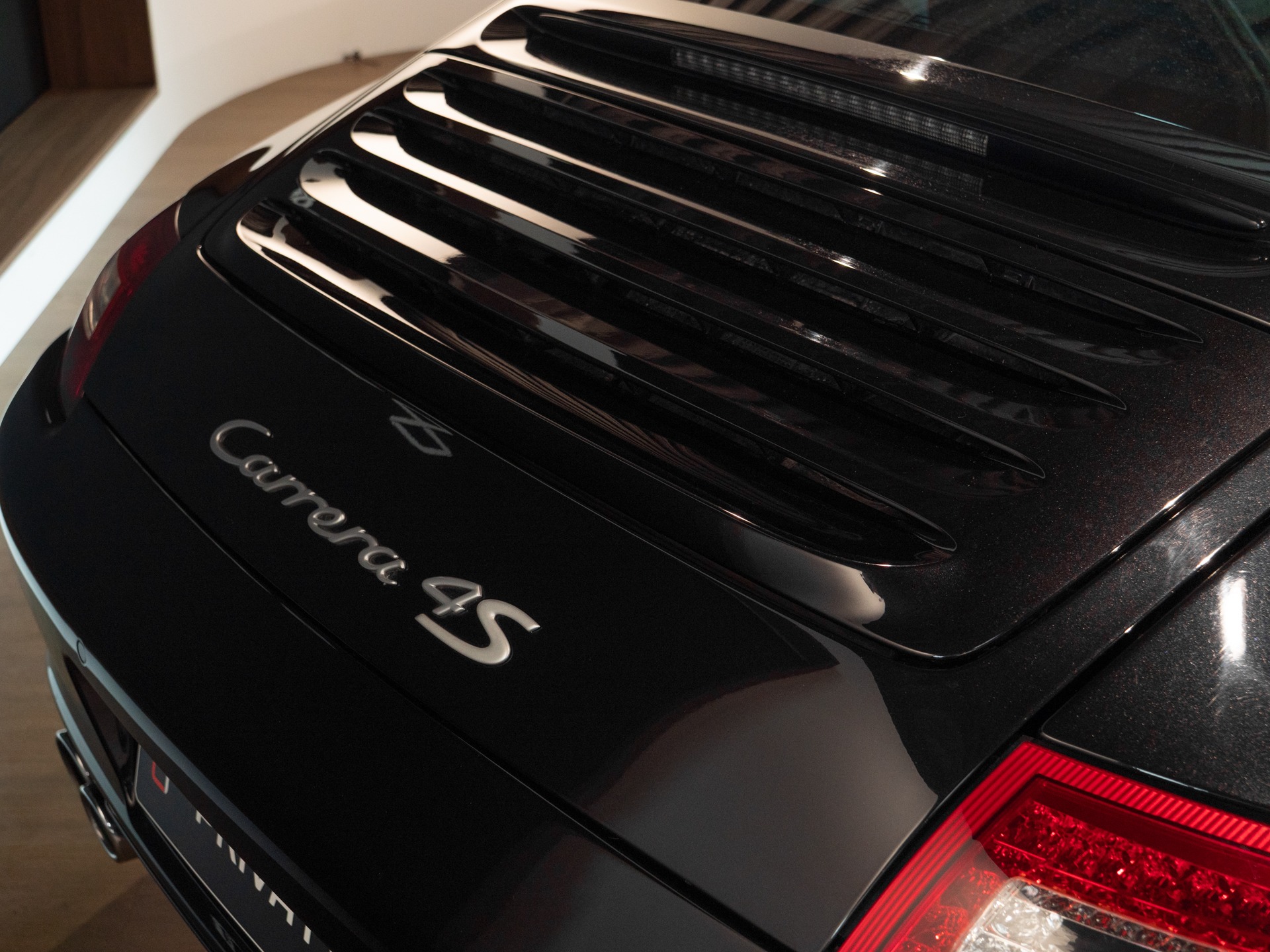 Carrosserie – PORSCHE – 911 997 4S – 2007 – Noir Basalte Métallisée – 83 900 km – 355 ch – Flat 6 Atmo – Transmission : Manuelle – Origine Danemark – Privaty Cars – Vente de voitures de sport d’occasion proche de Bordeaux