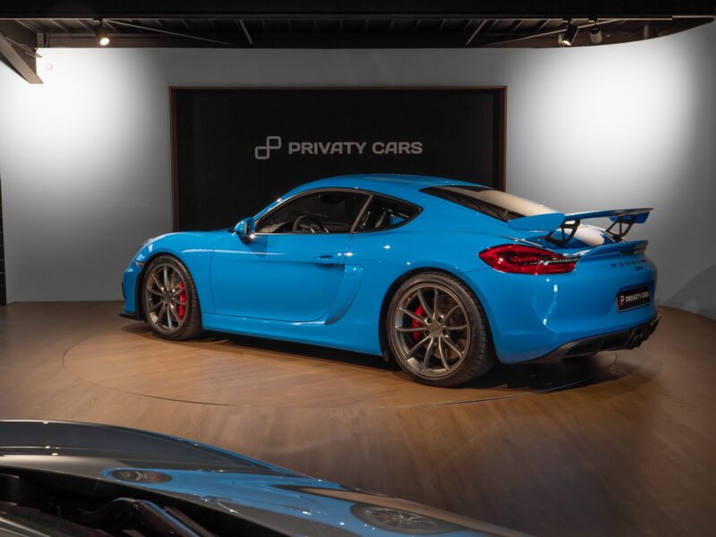 Extérieur – PORSCHE – Cayman GT4 981 – 2016 – Jaune Racing – 10 900 km – 385 ch – Flat 6 Atmo – Transmission : Manuelle – Origine Allemagne – Privaty Cars – Expertise et vente de modèles Super Sport près de Poitiers