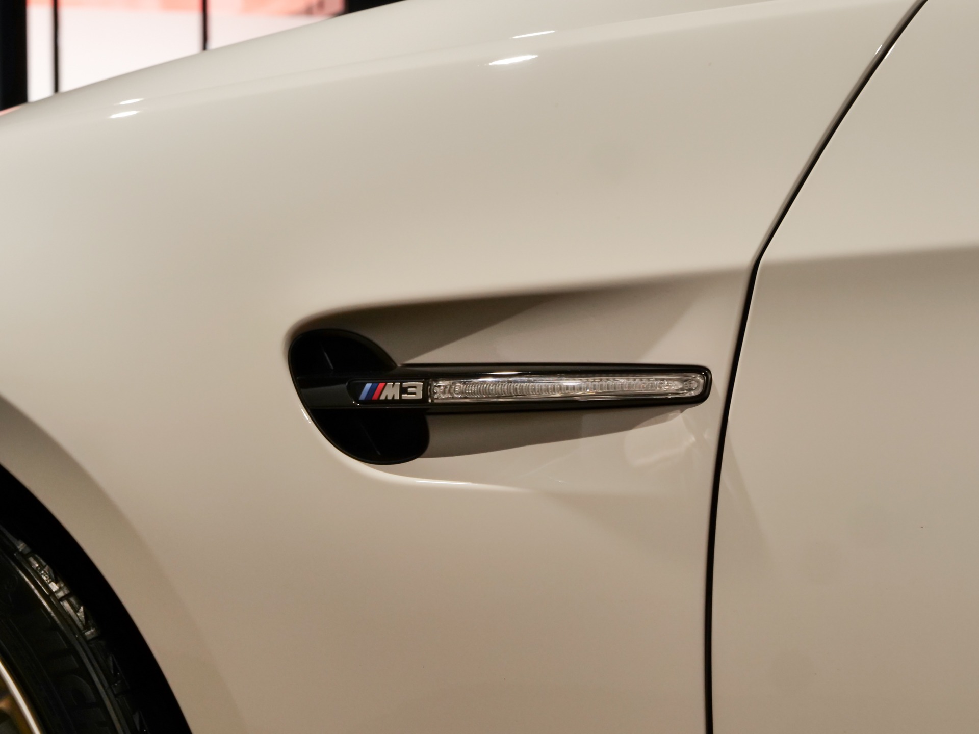 Carrosserie – BMW – M3 E92 – 2023 – Alpinweiss – 56 900 km – 430 ch – V8 atmo – Transmission : Automatique – Origine Belgique – Privaty Cars – Commerce de voitures de sport luxe et premium dans l’Ouest de la France